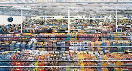 Andreas Gursky. 99 Cent II Diptchon. 2001